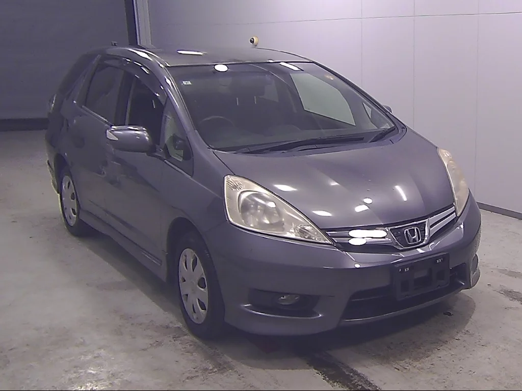 Honda Fit Shuttle GG8 2013